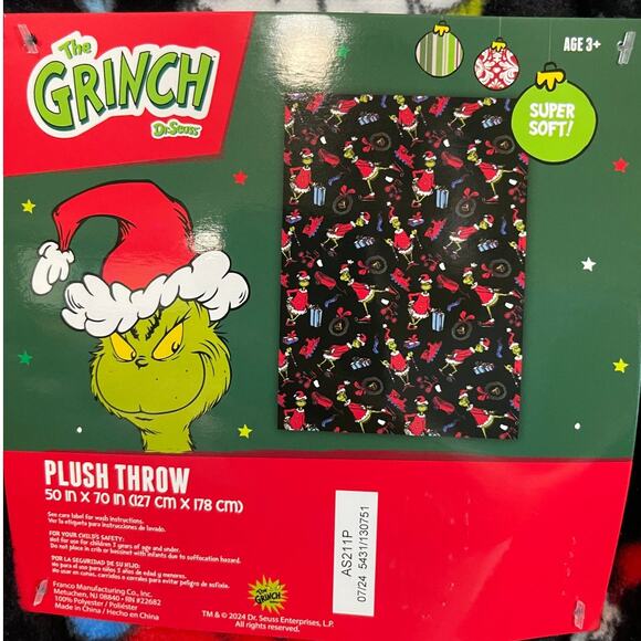 The Grinch Dr Seuss Christmas Black Plush Throw NEW Super Soft Blanket - Picture 2 of 6